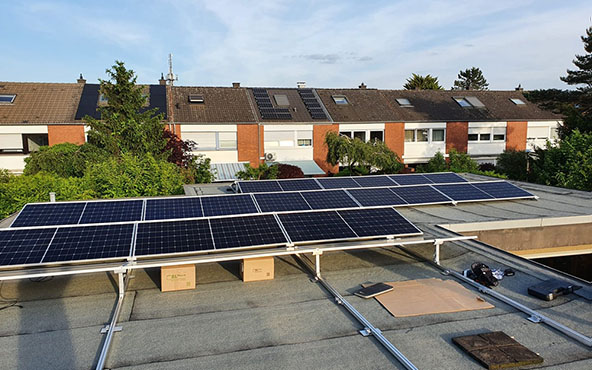 Installation photovoltaïque de 21,06 kWp avec panneaux solaires IBC à cadre argenté